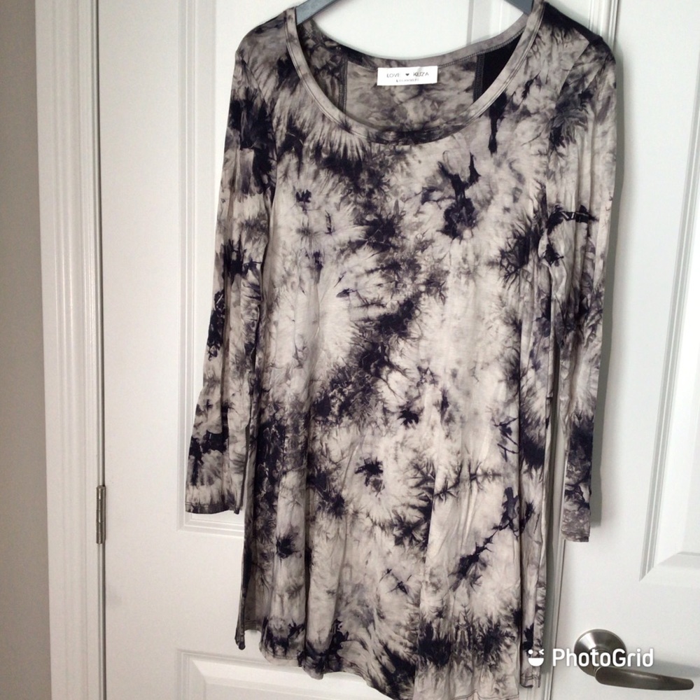 Black & Ivory Tie Dye Shift Dress size S - NWOT SOLD - Picture 2 of 4